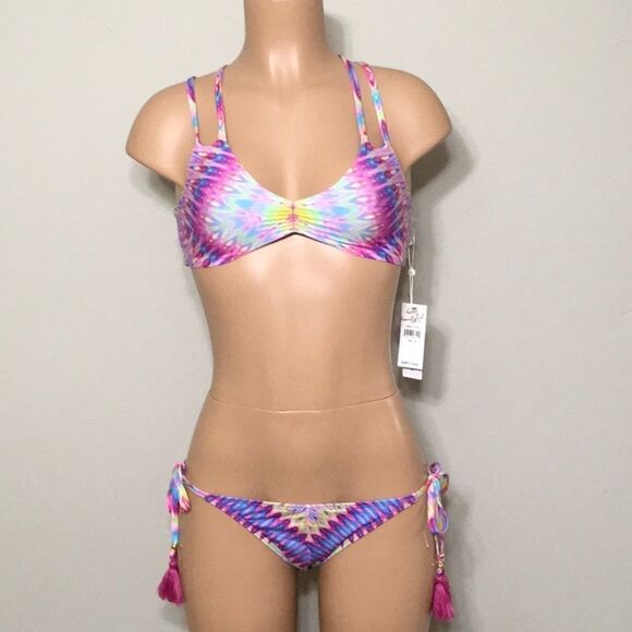 PILYQ Modeea bikini with reversible top. S-top/M-bottom. NWT - Picture 2 of 13
